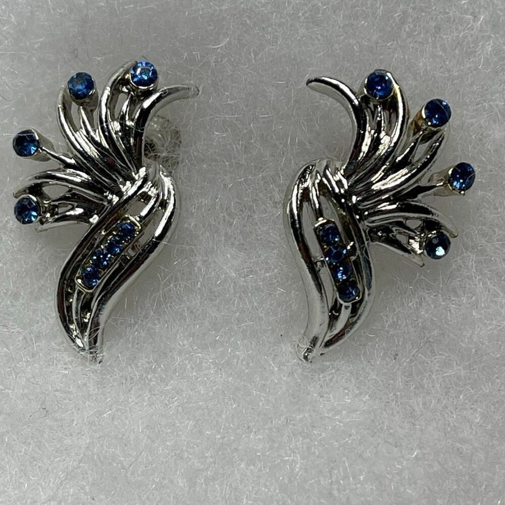 Vintage Coro screw-back climber style earrings